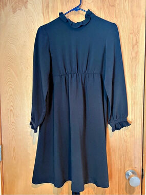 ST&S Black Long Sleeve Dress Size 8 Like New
